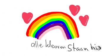 Arc-en-ciel et forme de cœur